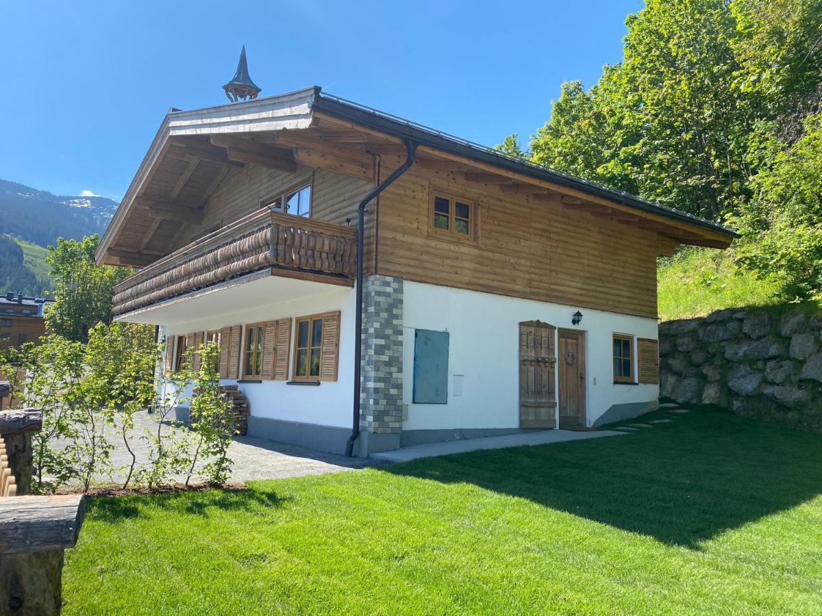 Ski-In & Ski-Out Out Chalet Maria With Amazing Mountain View มาริอาอาล์ม อัม ชไตเนอร์เนินเมียร์ ภายนอก รูปภาพ