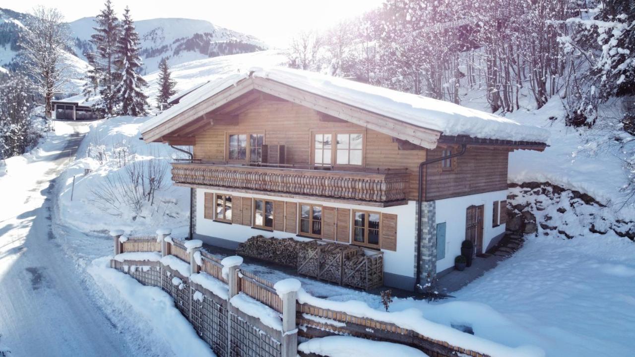 Ski-In & Ski-Out Out Chalet Maria With Amazing Mountain View มาริอาอาล์ม อัม ชไตเนอร์เนินเมียร์ ภายนอก รูปภาพ
