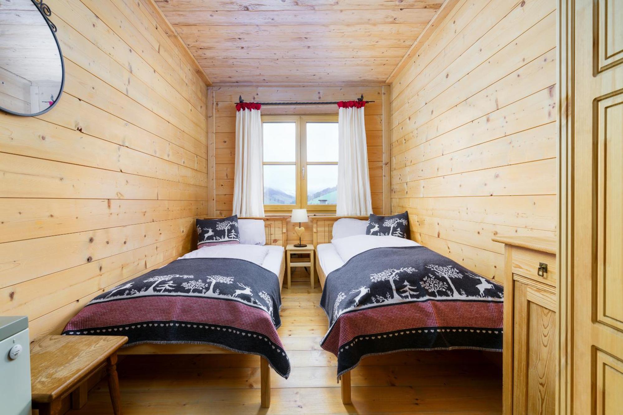 Ski-In & Ski-Out Out Chalet Maria With Amazing Mountain View มาริอาอาล์ม อัม ชไตเนอร์เนินเมียร์ ภายนอก รูปภาพ